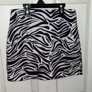 H&M ZEBRA MINI SKIRT